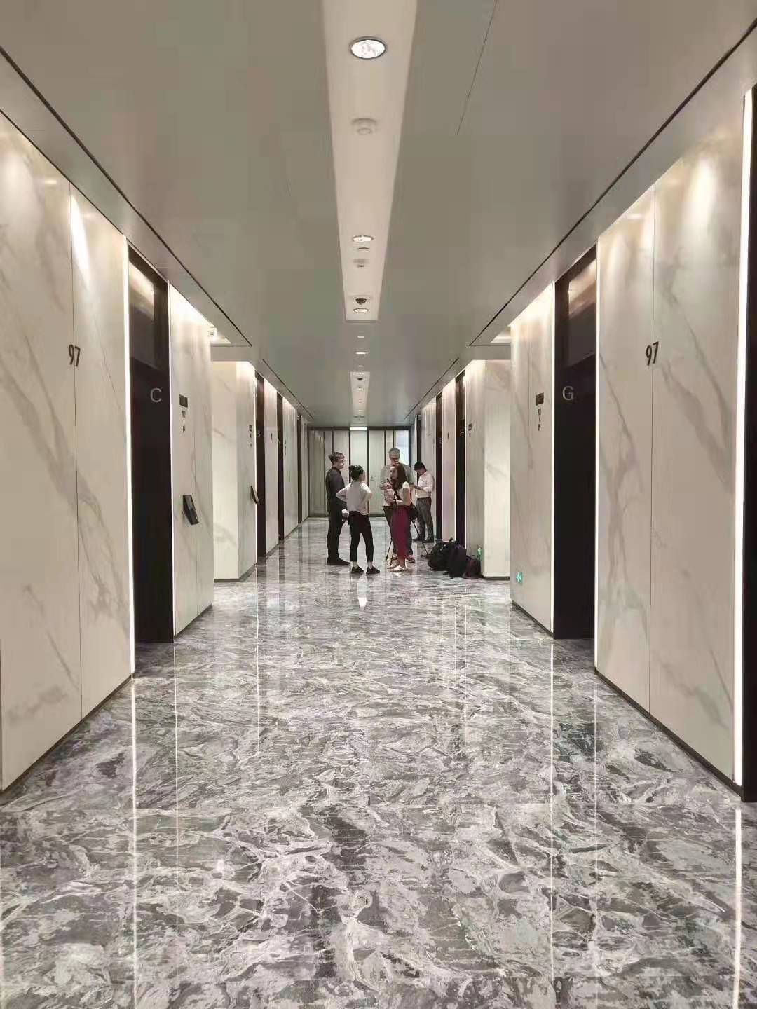 <b>拉米娜岩板墙面案例九</b>